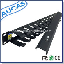 Система управления кабелем марки Aucas для 19-дюймового серверного шкафа